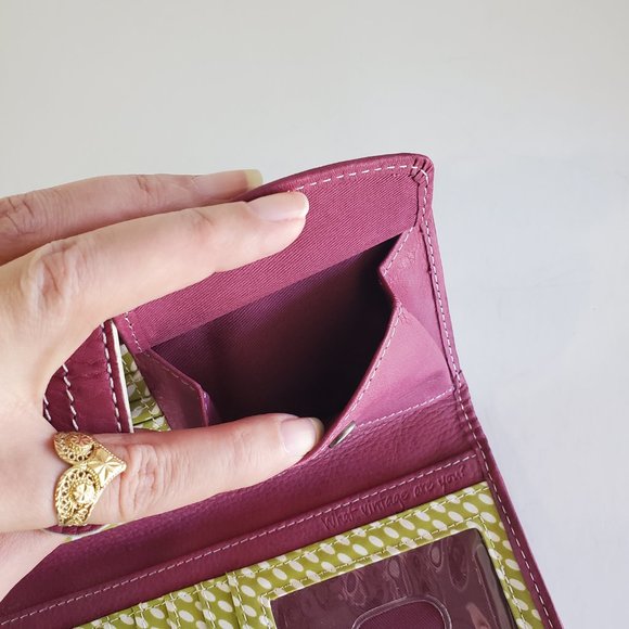 ❌️Vintage Fossil Whtie Floral Leather Snap Wallet Green Maroon Purple Y2K NWOT - Picture 5 of 10